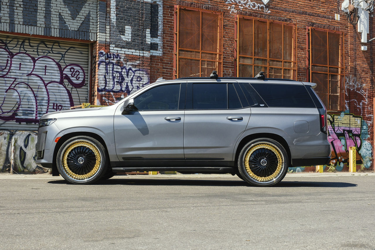 2023 Cadillac Escalade - DUB LYNK SPINNER - Black | Wheel Pros